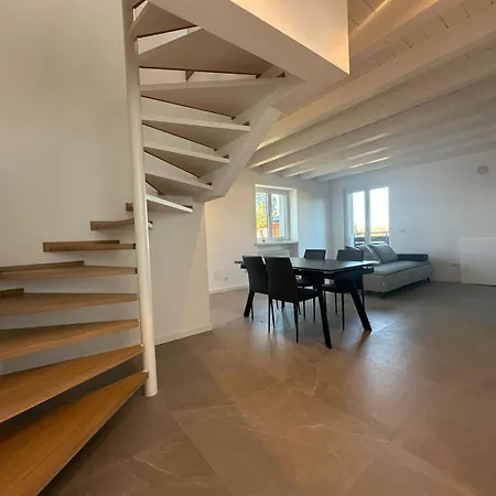 Lägenhet Luxury Way Aria Povoletto